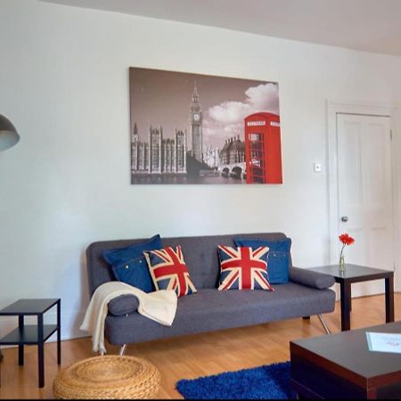 Lovely Large London Apartment Near Stratford Екстериор снимка